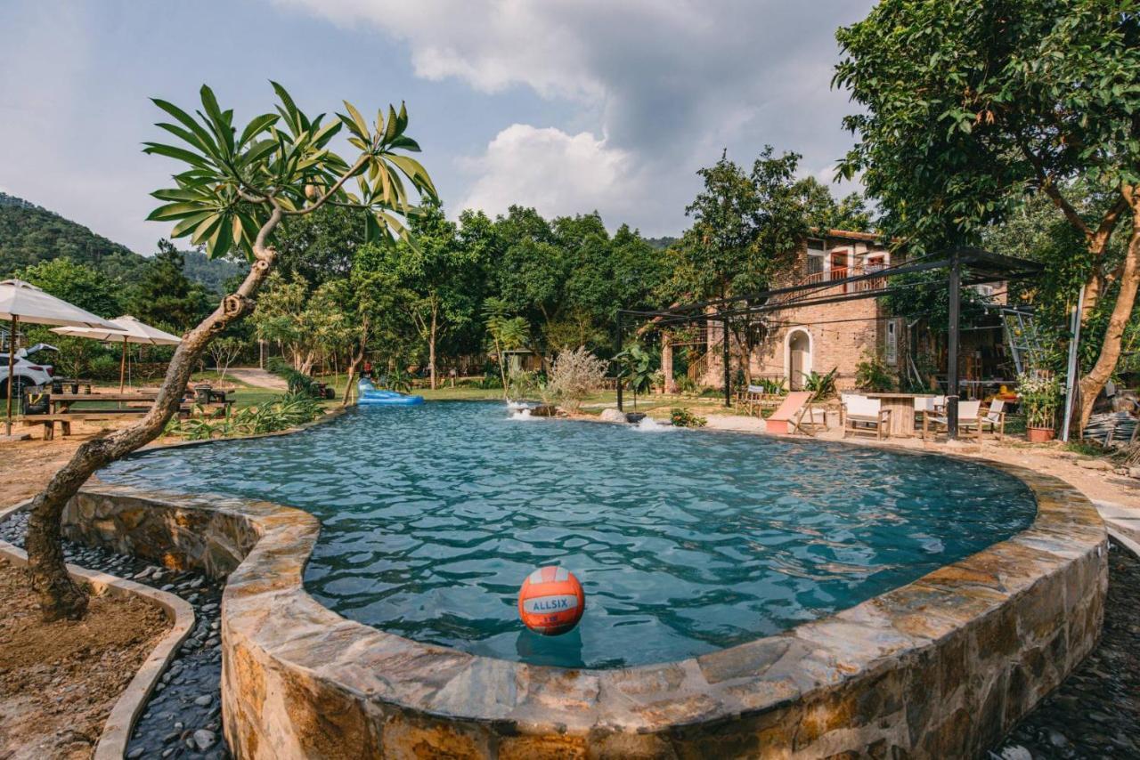 U Lesa - Nha Ben Rung Hotel Hanoi Bagian luar foto