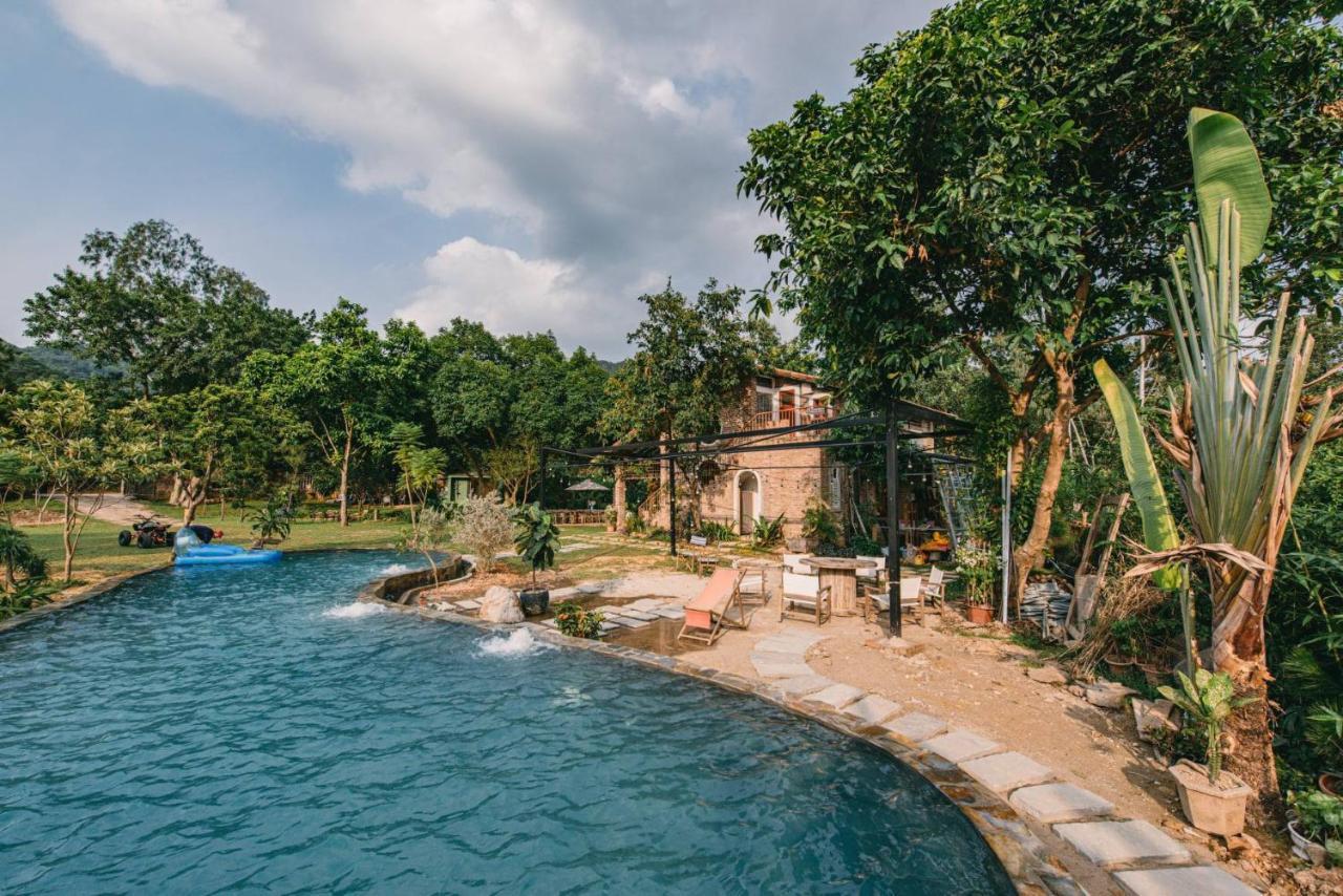 U Lesa - Nha Ben Rung Hotel Hanoi Bagian luar foto